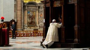 FranciscoConfesion2014_LOsservatoreRomano_110315
