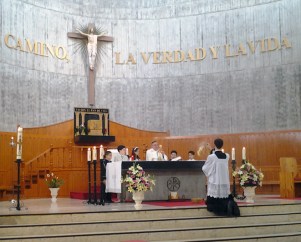 Celebración Primeras Comuniones en la Parroquia de San José (22)
